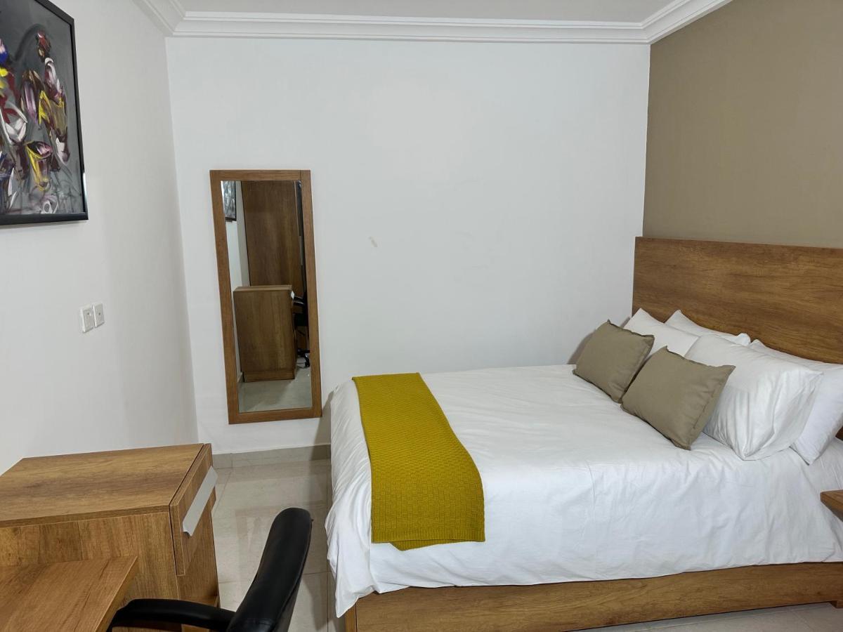 Westlands Tower - Ghana Villas Accra Bagian luar foto
